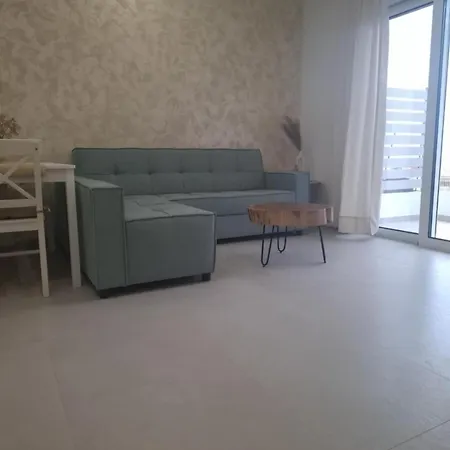 Apartman Emvasea Seaside *