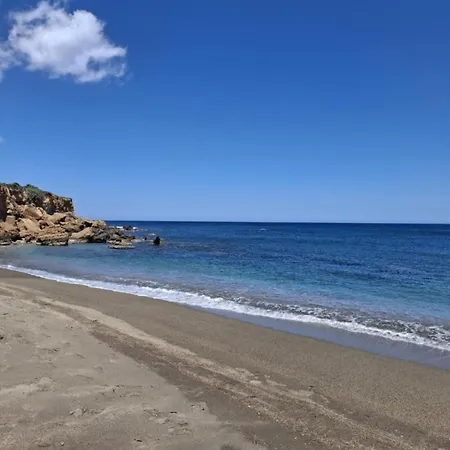 아파트 Emvasea Seaside *