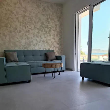 Apartment Emvasea Seaside *
