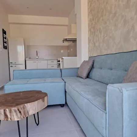 Апартаменты Emvasea Seaside